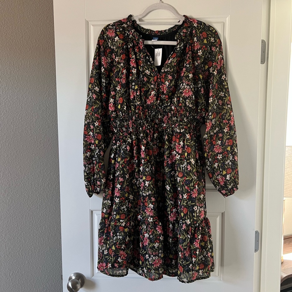 NWT Old Navy Women’s Black Floral Maternity Waist-Defined Smocked Dress - Picture 8 of 14